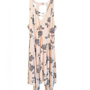 Candies floral light pink dress size large. cut out back.